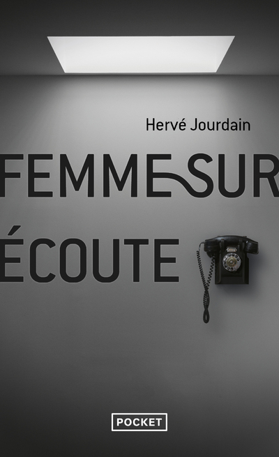 FEMME SUR ECOUTE